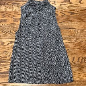 J Crew sleeveless Mock Neck Chevron Print Top - Black & White